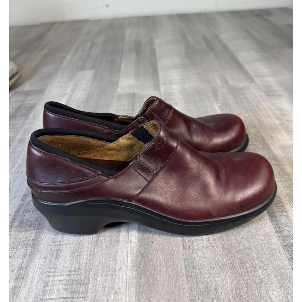Ariat Clogs‎ Maroon Red Leather Chunky Women’s Size 8.5 Slip On Western Casual